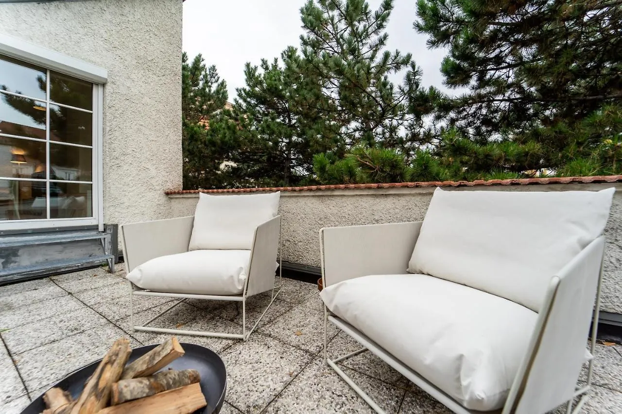 Rooftop Apartment Near Mariahilfstrasse - Free Garage Vienna
